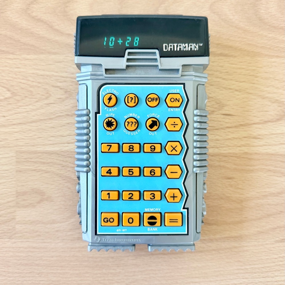 *WORKS* TEXAS INSTRUMENTS DATAMAN Electronic Game Calculator